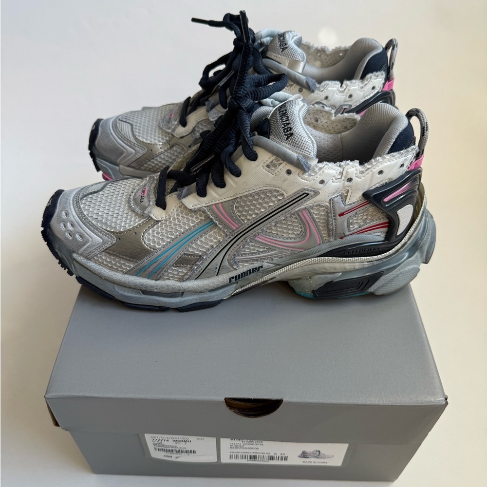 Balenciaga Runners Multicolor Sneakers - Picture 4 of 6